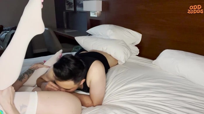 Oddzodds - Airport Creampie With Elle Marz 1080p, X265 Reencode
